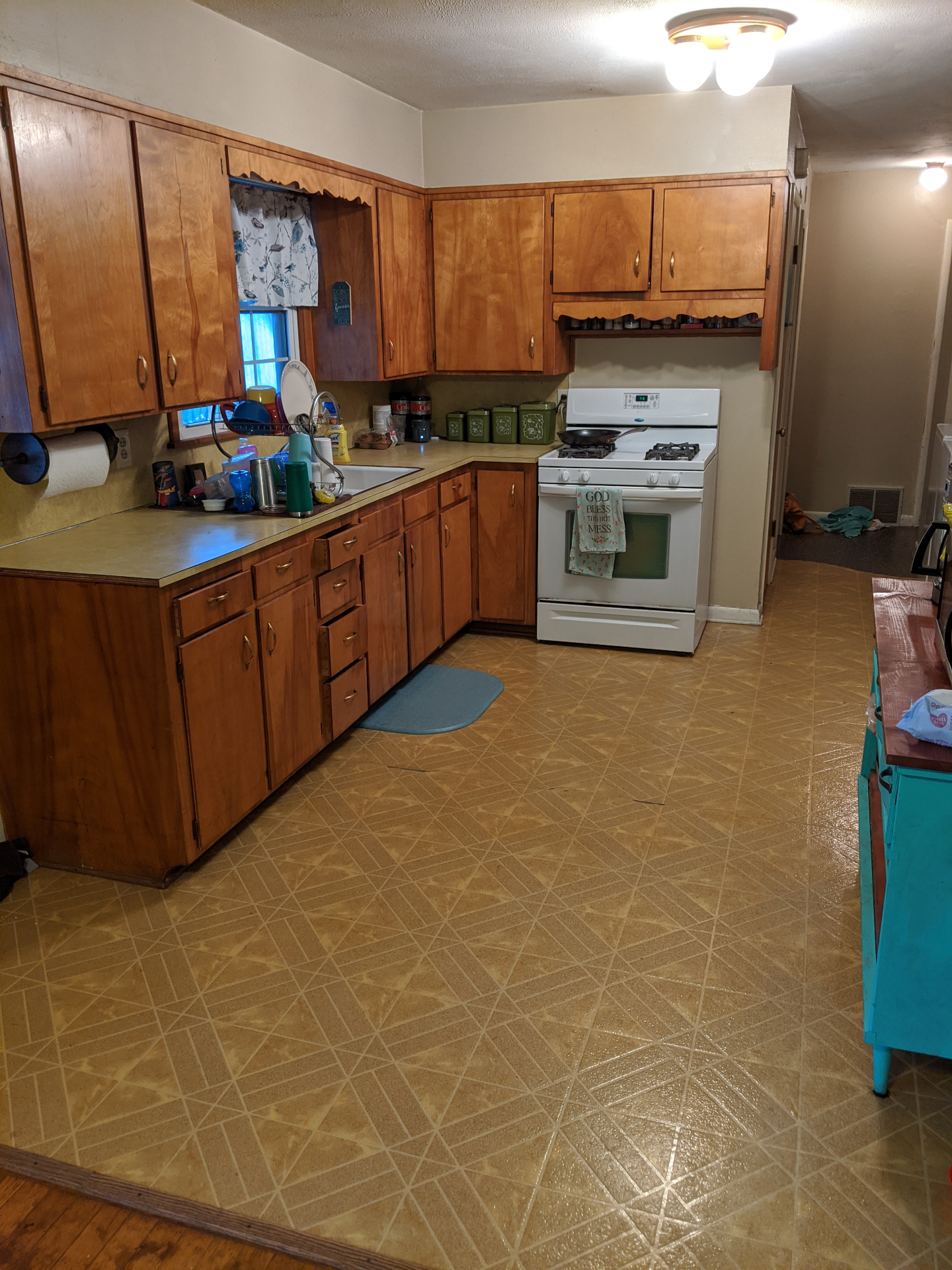 Opening the Heart of the Home: The Curtis Family Kitchen Transformation. Before